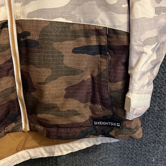 686 Women's Athena Jacket - Picture 6 of 13